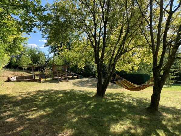 Cottage | Property grounds