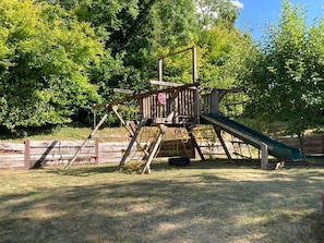 Cottage | Children's area