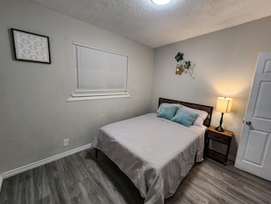 2 bedrooms, WiFi, bed sheets