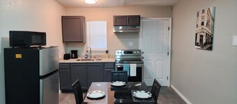 Luxury Apartment Suite 8