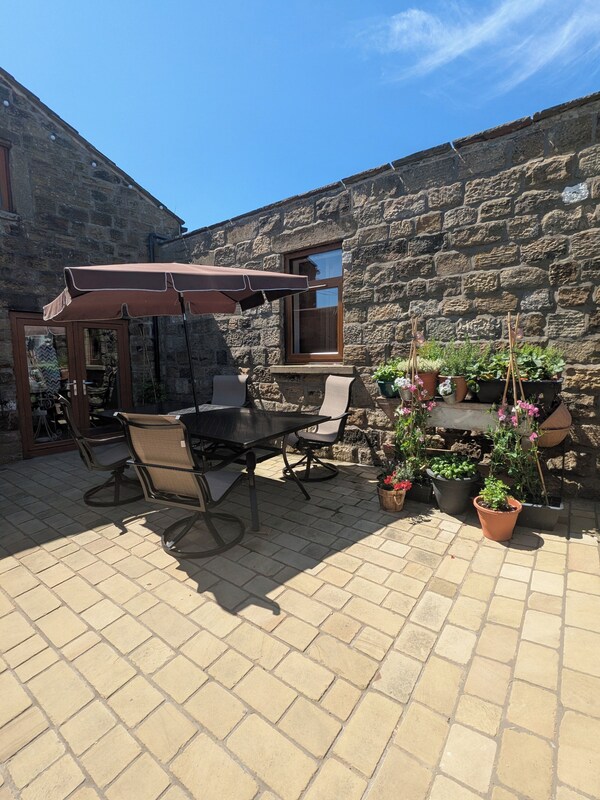 Cozy Cottage Close To Haworth Sleeps 2 With Garden - Haworth