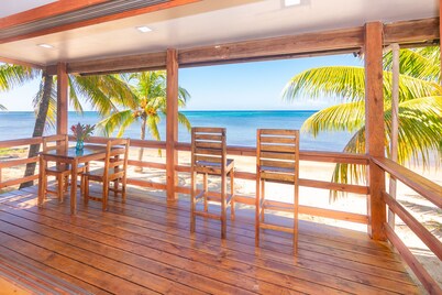 Stay at the famous Jolly Octopus Beach Bar! Beach Front with Water toys included
