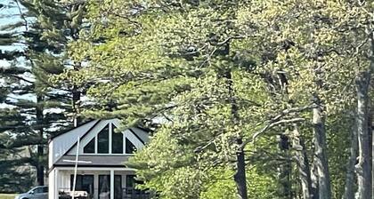 Studio apartment Maine Lake Cobbessee Fishing Swimining boating