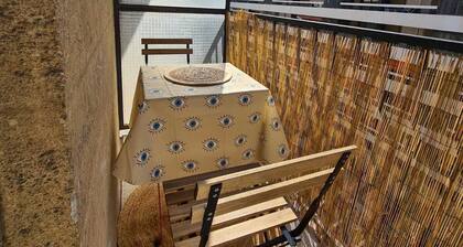 Charmant Studio Avec Balcon