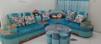 1 minute to Evercare Hospital