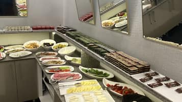 Desayuno continental incluido todos los días