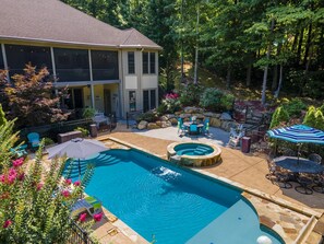 Outdoor pool - Cozy Smoky Mountain Retreat Saltwater Pool Hot Tub Sleeps 6-Perfect Getaway! (Sevierville)