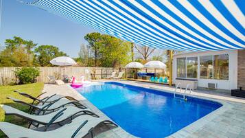 Piscine extérieure, piscine chauffée