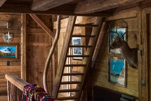 In-room safe, individually decorated, individually furnished - Arthaus Megeve (Demi-Quartier)