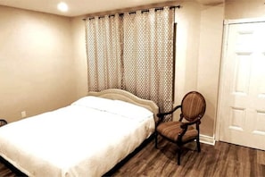 2 bedrooms, WiFi, bed sheets
