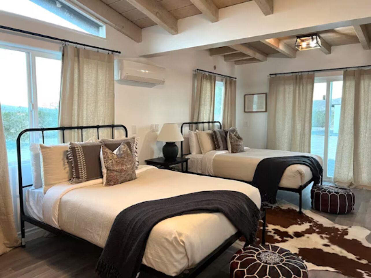 6 bedrooms, iron/ironing board, free WiFi, bed sheets