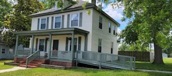 Historic Colonial Foursquare near FASTC/Ft Barfoot
