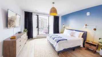 Exclusive Apartment | Egyptian cotton sheets, premium bedding, pillow-top beds