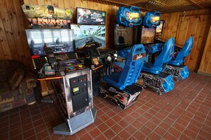 Games room - The Village of Loon Mountain Fixed Rooms (Lincoln)
