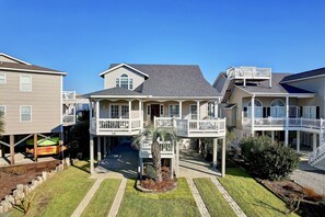 Exterior - Location! Pool Access and Quick Easy Direct Beach Access.  Rent Sunday to Sunday (Ocean Isle Beach)