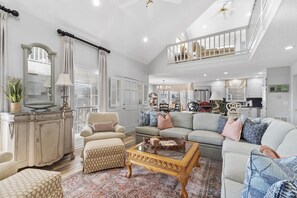 Smart TV - Location! Pool Access and Quick Easy Direct Beach Access.  Rent Sunday to Sunday (Ocean Isle Beach)