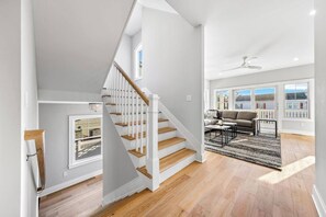 Interior - Ultimate Beach Getaway (Long Beach)