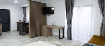 프라신 스튜디오-보로네트 수도원까지 6km