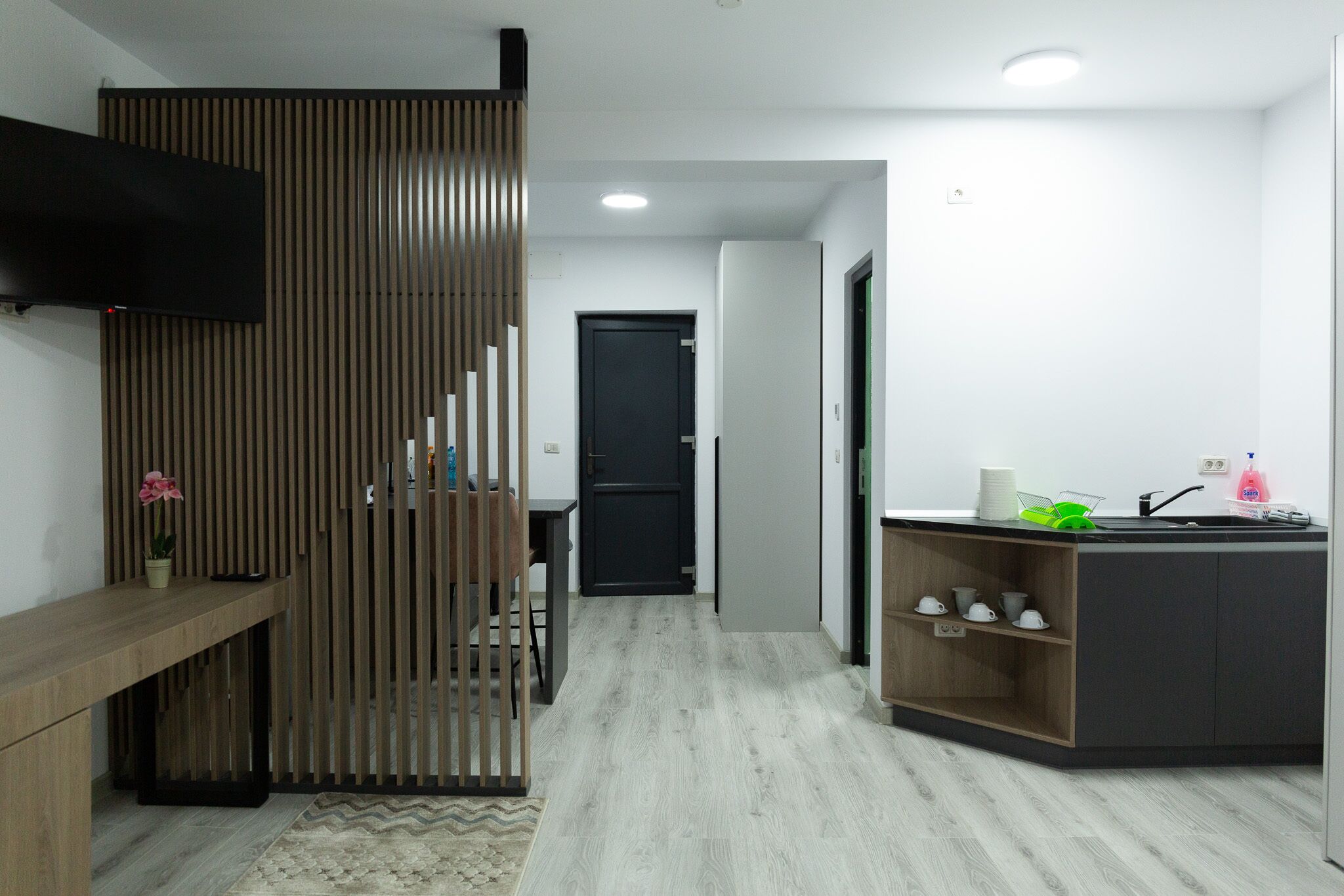 Family Suite | Desk, soundproofing, free WiFi, bed sheets