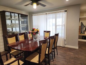 تناول الطعام