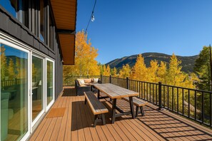 Outdoor dining - Amazing dog-friendly mountain view home with hot tub, wood stove, patio, & deck (Grand Lake)
