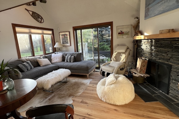 Télévision, cheminée