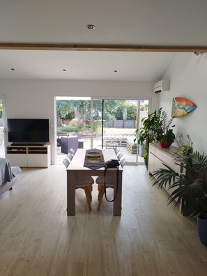Dining - Villa les 2 Chênes in Capbreton. (Capbreton)