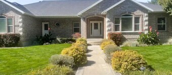 Cheery and Bright four Bedroom Walkout Basement