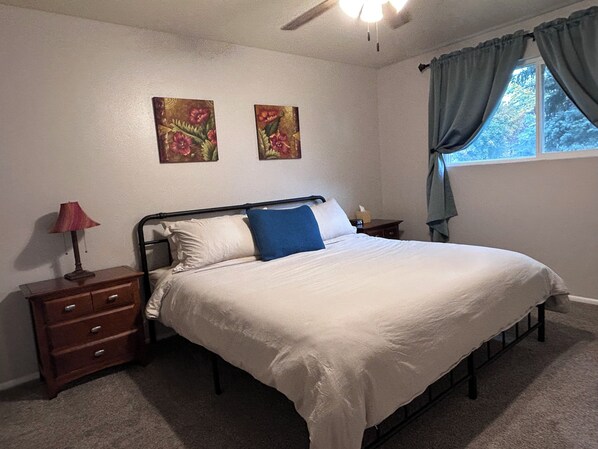 6 bedrooms, iron/ironing board, travel cot, free WiFi