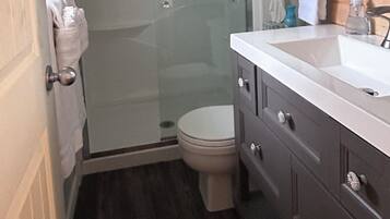 Shower, free toiletries, hair dryer, towels