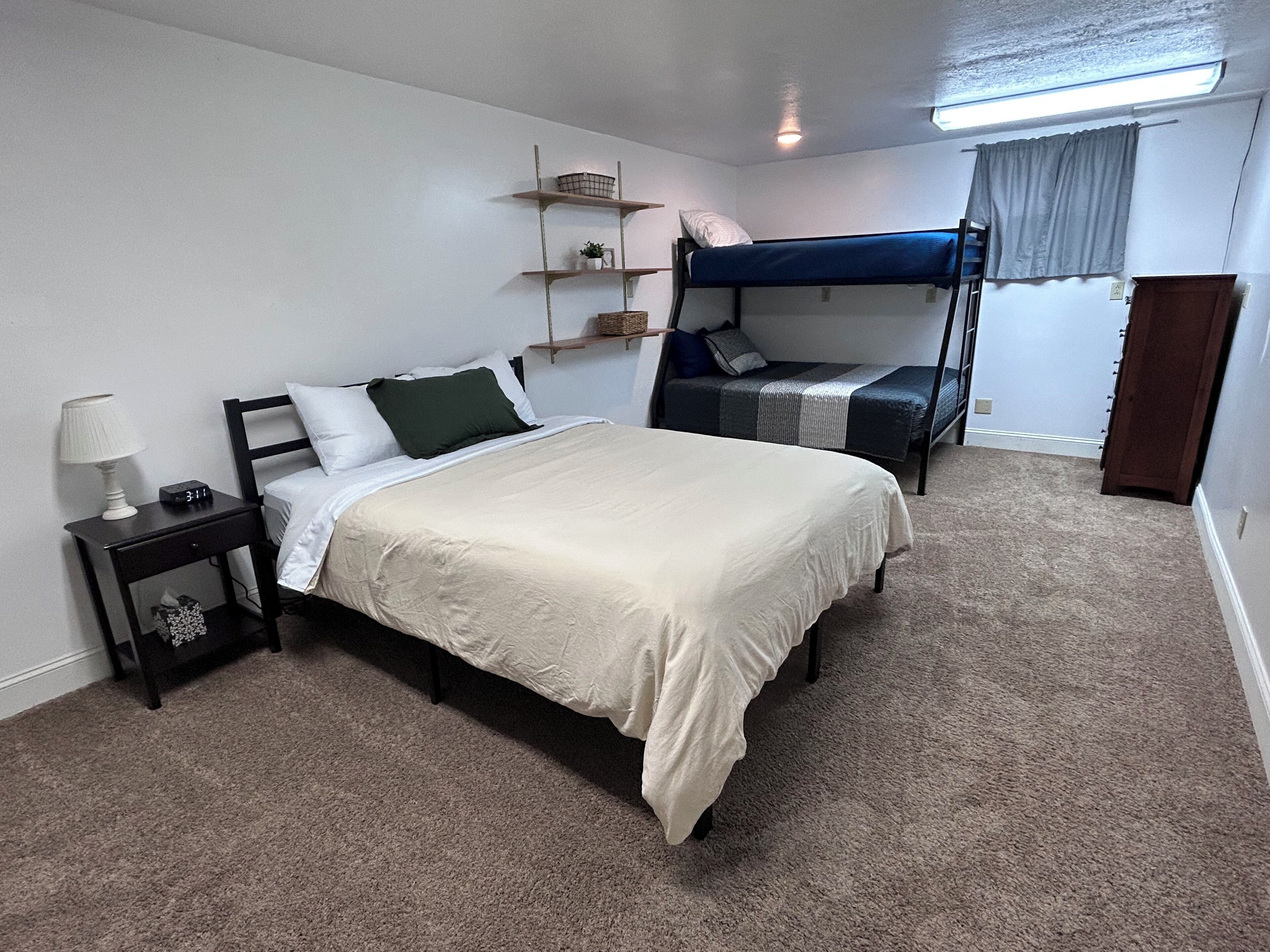 6 多间卧室、熨斗/熨衣板、旅行婴儿床、免费 WiFi