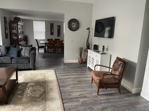 Smart TV - Centrally Located Charming Yakima Home (Yakima)