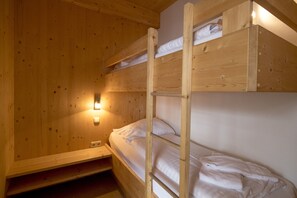 5 Schlafzimmer, kostenloses WLAN, Bettwäsche