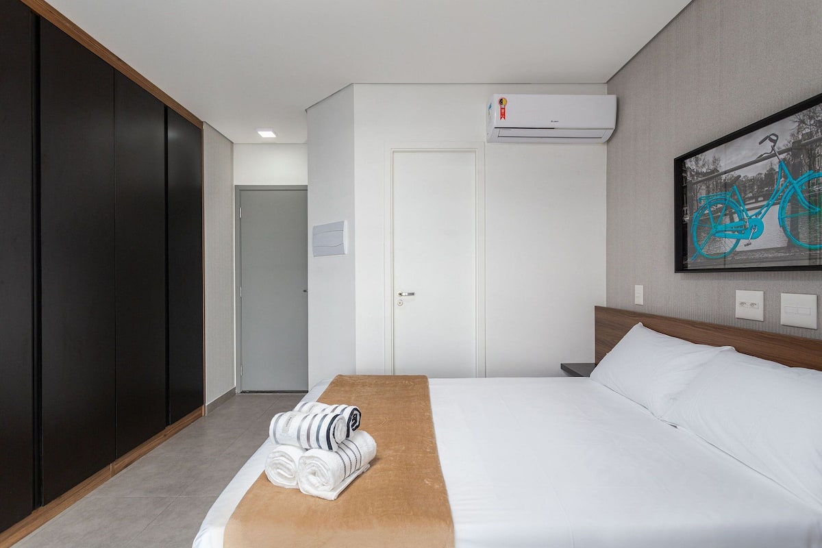 Estudio | 1 habitación y ropa de cama
