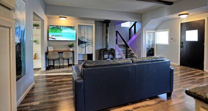 3 Kings & 1 Queens, Sparks Vacation Vibes