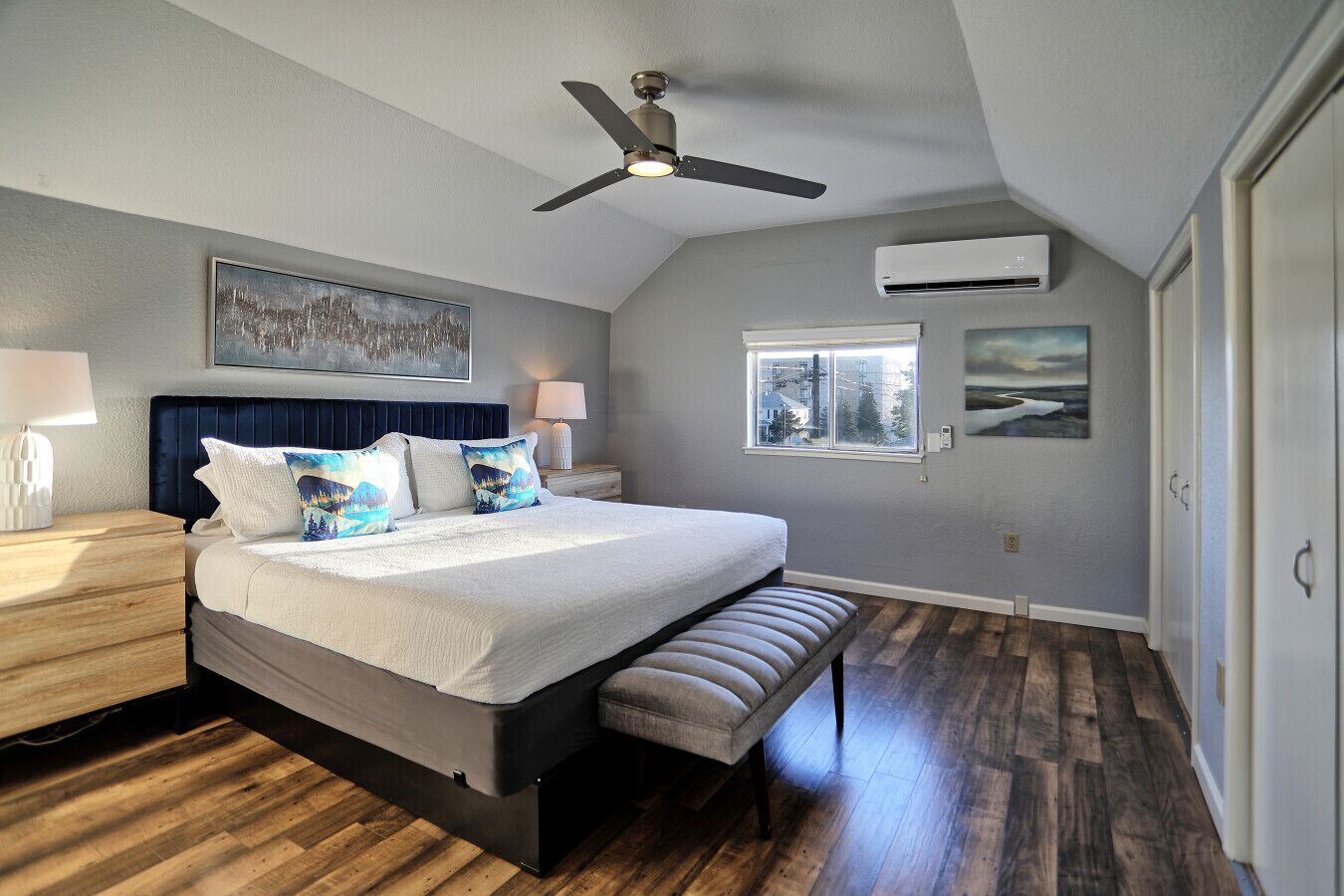 3 bedrooms, desk, iron/ironing board, WiFi