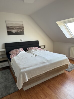 3 chambres, Wi-Fi gratuit, draps fournis