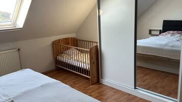 3 dormitorios, wifi gratis, ropa de cama