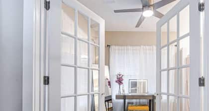 Glamorous Renovated Home in Historic Bryan