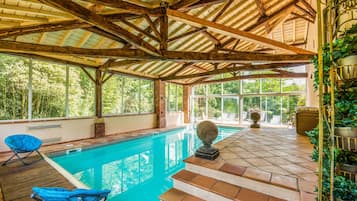 Piscine couverte