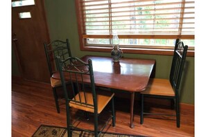 Unclassified image, 2 of 28, button