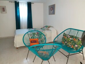 1 Schlafzimmer, Bügeleisen/Bügelbrett, Bettwäsche