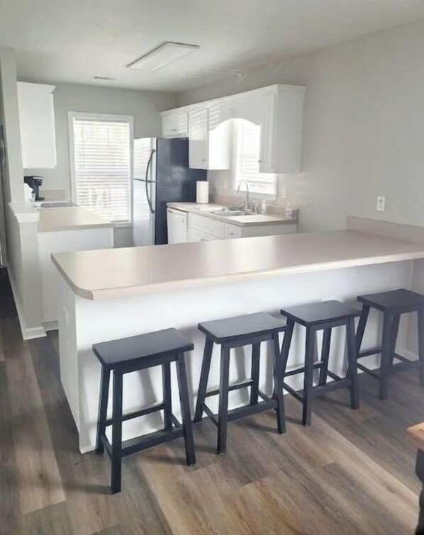 Private kitchen - Centrally located cozy 2BR townhome (Augusta)