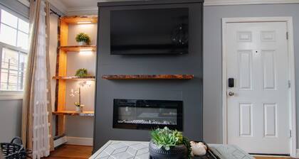 Hip, fresh Cozy 2 bedroom apartment in East Brooklyn