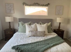 3 Schlafzimmer, Schreibtisch, Reisekinderbett, kostenloses WLAN