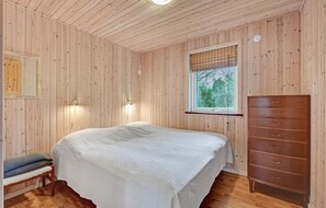 3 makuuhuonetta, vauvan matkasänky, ilmainen Wi-Fi