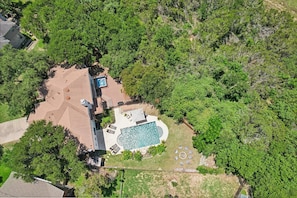 Exterior - Private Pool & Hot Tub-Large 4BR Family Home Near Austin-Sleeps 12! (Cedar Park)