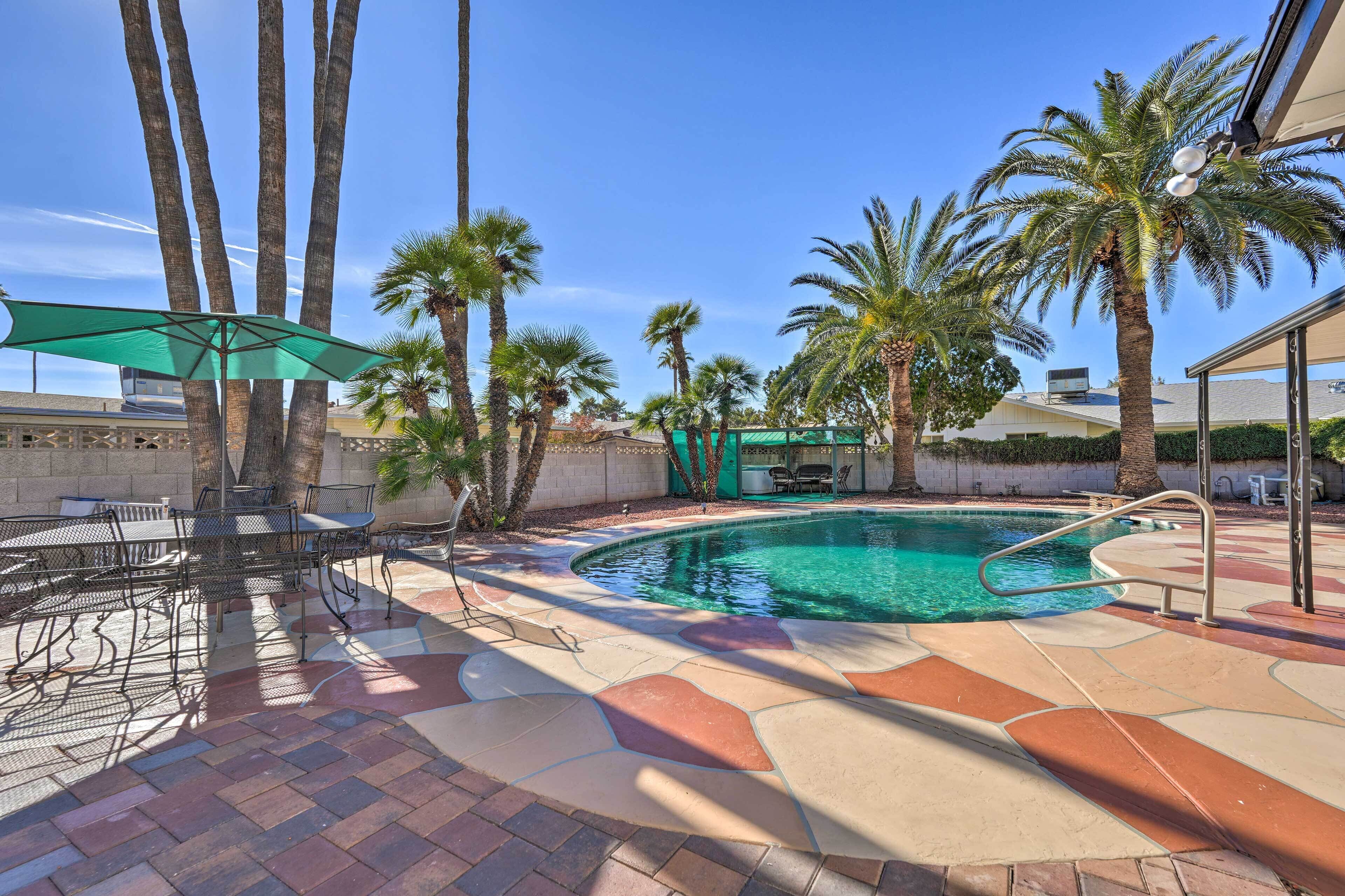 Glendale Home w/ Pool, 12 Mi to Downtown Phoenix