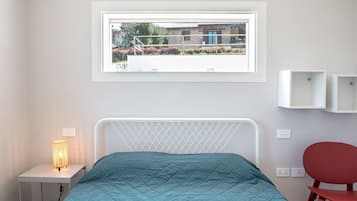 4 bedrooms, WiFi, bed sheets