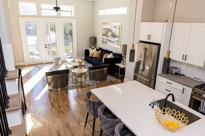 Stylish Luxury Downtown Home